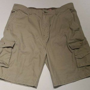 FreeWorld Men's Size 40x10 Khaki Chino Shorts